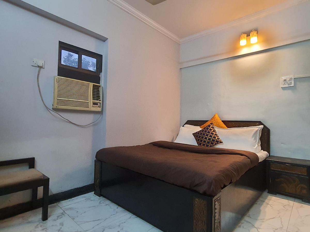 Osi Apartments Perry Cross Bandra West Мумбаї Екстер'єр фото