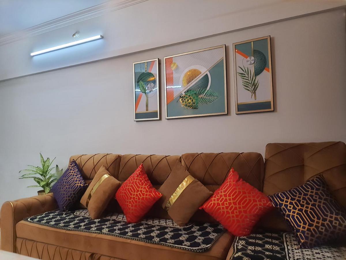Osi Apartments Perry Cross Bandra West Мумбаї Екстер'єр фото